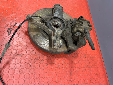 Citroen Berlingo/Peugeot Partner FRONT WHEEL HUB & BRAKE CALIPER Driver's Side 2008-2018 P/N 9670614080 / 9813759680