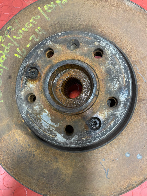 Vauxhall Vivaro/Citroen Dispatch/Peugeot Expert/Toyota Proace/Fiat Scudo FRONT WHEEL HUB W/ ROTOR DISC BRAKE & SPEED SENSOR Driver's Side 2021 R/N 43010561 - 1 / 9806039580