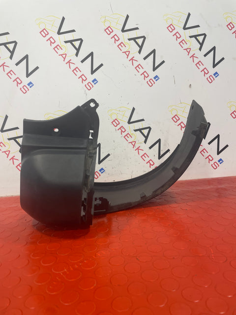 Peugeot Partner/Citroen Berlingo PASSENGER SIDE REAR BUMPER CORNER MOLDING END CAP N/S    P/N 9682044077