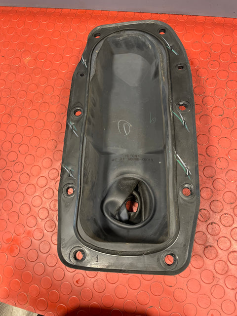 Toyota Hilux Invincible GEAR LEVER SURROUND & RUBBER TRIM 2016-2023 P/N 58289KK010 / 58288KK010