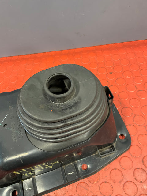 Toyota Hilux Invincible GEAR LEVER SURROUND & RUBBER TRIM 2016-2023 P/N 58289KK010 / 58288KK010