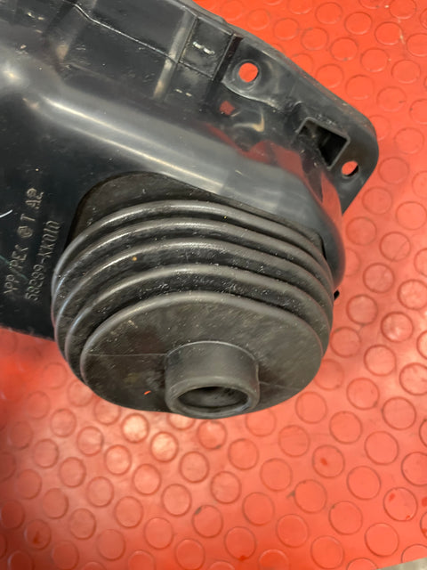 Toyota Hilux Invincible GEAR LEVER SURROUND & RUBBER TRIM 2016-2023 P/N 58289KK010 / 58288KK010