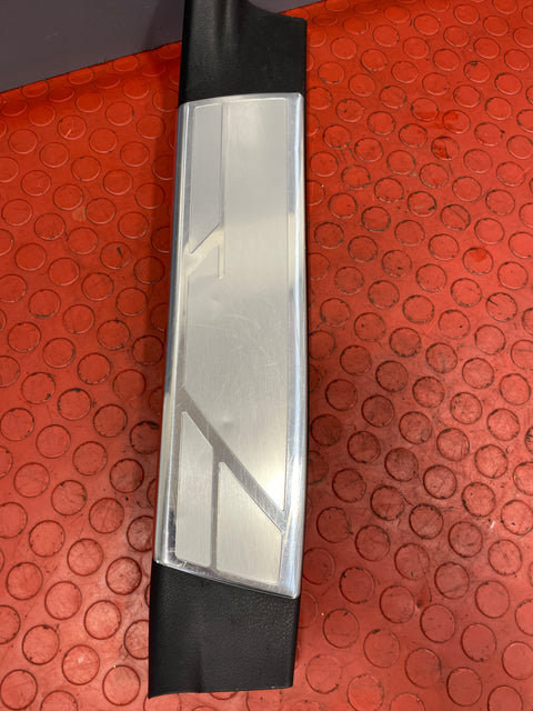 Toyota Hilux Invincible INNER CHROME THRESHOLD DOOR SILL TRIM Passenger's Side 2016-2023 P/N 67918KK010