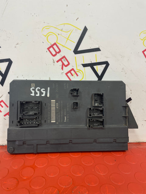 Mercedes-Benz Sprinter CONTROL UNIT FUSE BOX 2013-2018   P/N A9069006103