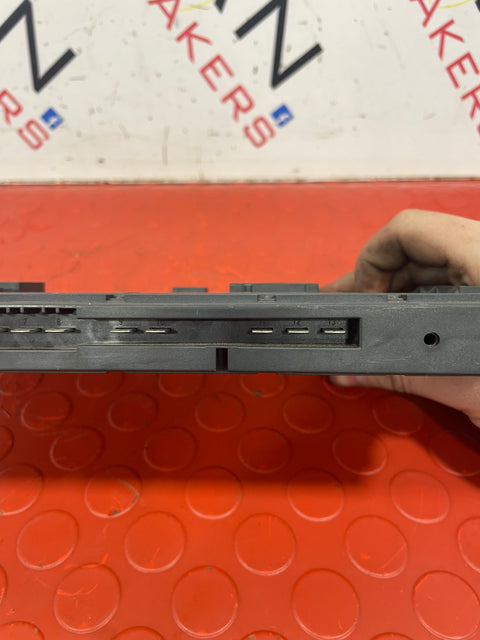 Mercedes-Benz Sprinter CONTROL UNIT FUSE BOX 2013-2018   P/N A9069006103