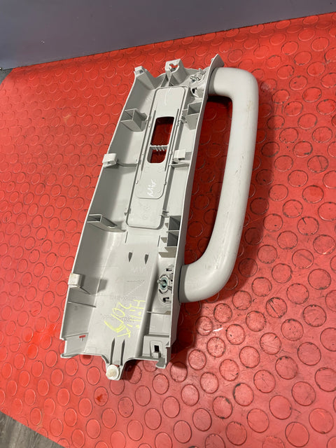 Toyota Hilux Invincible MIDDLE PILLAR SEAT BELT COVER TRIM W/ HANDLE Passenger's Side 2016-2023 P/N 62412KK020 / 73135KK010