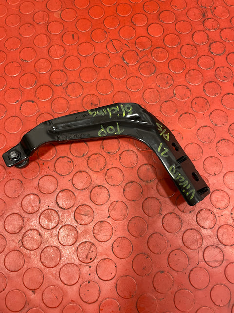 Toyota Proace/Citroen Dispatch/Peugeot Expert/Vauxhall Vivaro SIDE LOADING DOOR TOP ROLLER O/S DRIVERS SIDE  2017-2023   P/N 9823714580