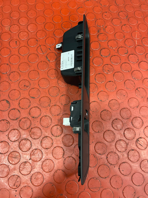 Vauxhall Vivaro/Citroen Dispatch/Peugeot Expert/Toyota Proace/Fiat Scudo PASSENGER'S SIDE WINDOW CONTROL SWITCH 2016-2024 P/N 98144409ZD