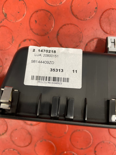 Vauxhall Vivaro/Citroen Dispatch/Peugeot Expert/Toyota Proace/Fiat Scudo PASSENGER'S SIDE WINDOW CONTROL SWITCH 2016-2024 P/N 98144409ZD