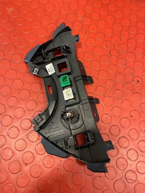 Citroen Berlingo/Peugeot Partner CENTRAL LOCKING SWITCH PANEL 2011-2018 P/N 9680932177 - 1