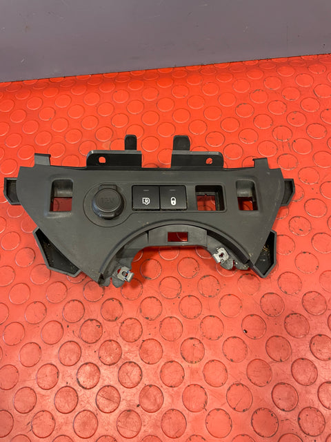 Citroen Berlingo/Peugeot Partner CENTRAL LOCKING SWITCH PANEL 2011-2018 P/N 9680932177 - 1