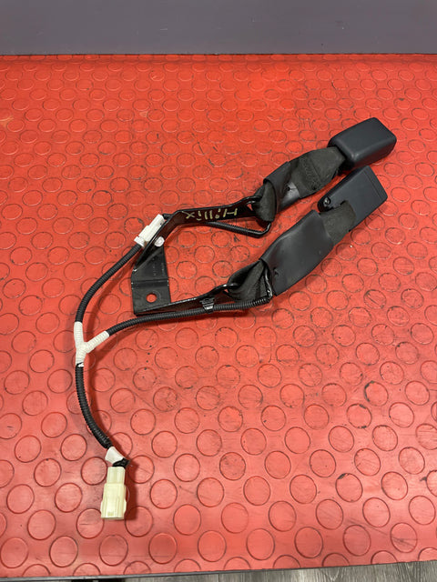 Toyota Hilux Invincible DOUBLE SEAT BELT BUCKLE CLIPS STALKS Back Seat 2016-2023 P/N 733800K400