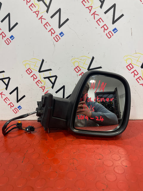 Citroen Berlingo/Peugeot Partner/ Vauxhall Combo/ Toyota Proace City D/S WING MIRROR  2019-2024 P/N 98526836XT