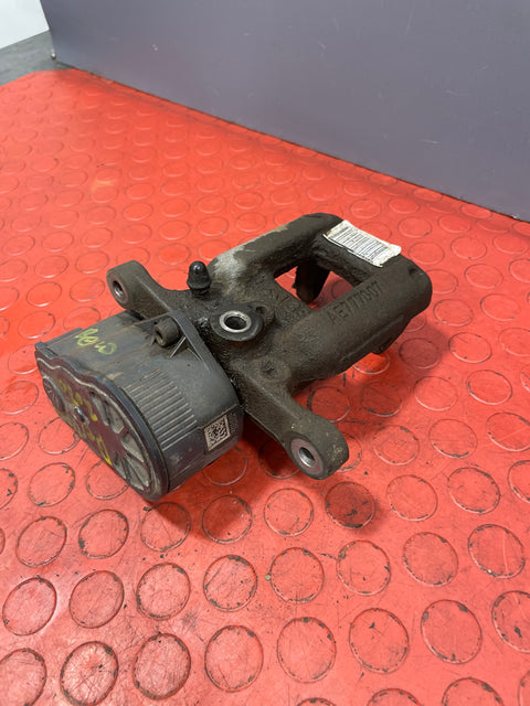 Citroen Berlingo/Peugeot Partner/Vauxhall Combo/Toyota Proace City REAR BRAKE CALIPER (2Pin) Driver's Side 2019-2024 1.5 P/N 9819059480