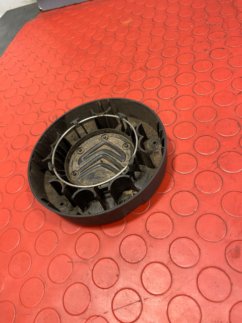 Citreon Berlingo WHEEL CENTRE CAP HUB CAP 2019-2024   P/N 9808342077