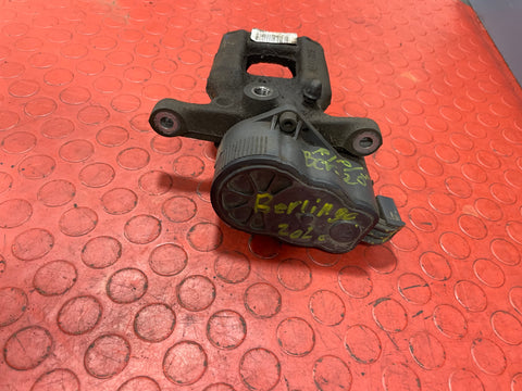 Citroen Berlingo/Peugeot Partner/Vauxhall Combo/Toyota Proace City REAR BRAKE CALIPER (Electric Socket Crack Repaired/2Pin) Passenger's Side 2019-2024 1.5 P/N 9819059380