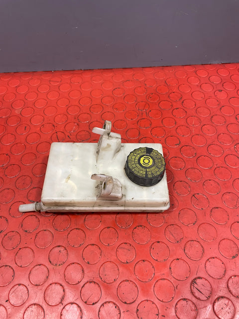 Citroen Berlingo/Peugeot Partner BRAKE FLUID RESERVOIR 1.6 2008-2018 P/N 9680907780