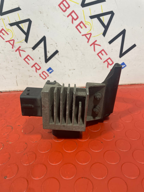 Renault Trafic/ Vauxhall Vivaro GLOW PLUG RELAY 2014-2017 P/N 271203982R
