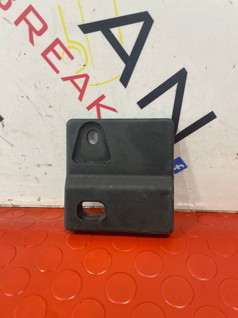 Citroen Berlingo/ Peugeot Partner/ Vauxhall Combo/ Toyota Proace City REAR DOOR LOCK BRACKET 2019-2024 P/N 9818778177