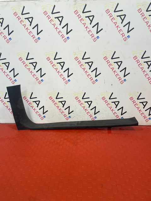 Nissan Navara D/S FRONT KICK PLATE P/N 2015-2024 769B44KJ0A