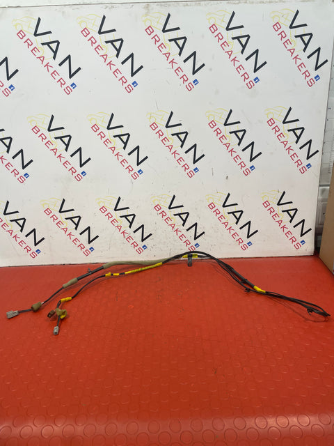 Nissan Navara ANTENNA FEED CABLES 2015-2024 P/N 28243EB410