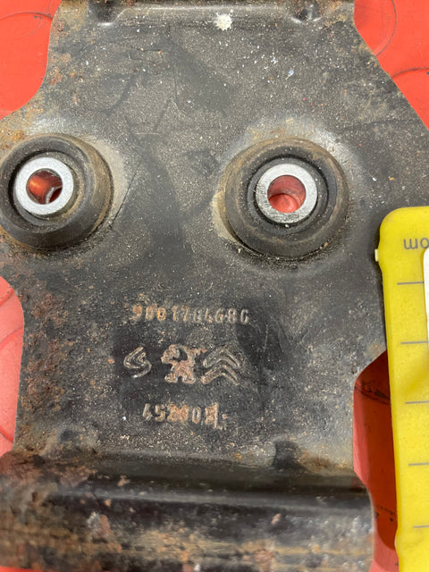 Citroen Berlingo/Peugeot Partner/Vauxhall Combo FIXING CLAMP / BATTERY CLAMP P/N 9801784680