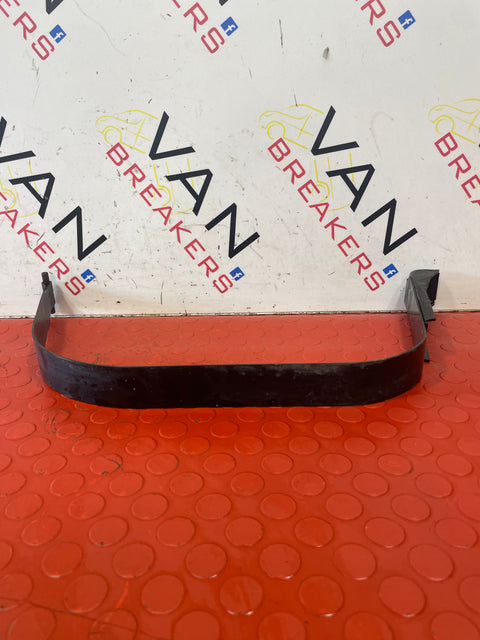 Nissan Nissan FUEL TANK STRAP 2015-2024 P/N T2516193