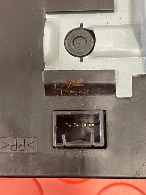 Nissan Navara RECEIVER ECU MODULE 2015-2024 P/N WC1G0063A