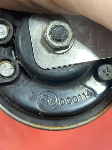 Nissan Navara HIGH HORN SIGNAL 2015-2024 P/N E13000114