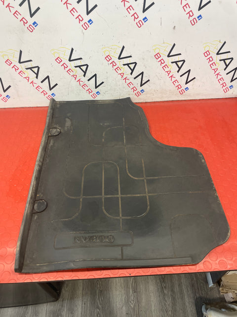 Nissan NV300 RUBBER FLOOR MAT 2016-2022 P/N KE75100QH9