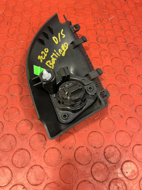 Citroen Berlingo/Peugeot Partner/Vauxhall Combo/Toyota Proace City DOOR SPEAKER Driver's Side 2019-2024 P/N 9816792777 - 1