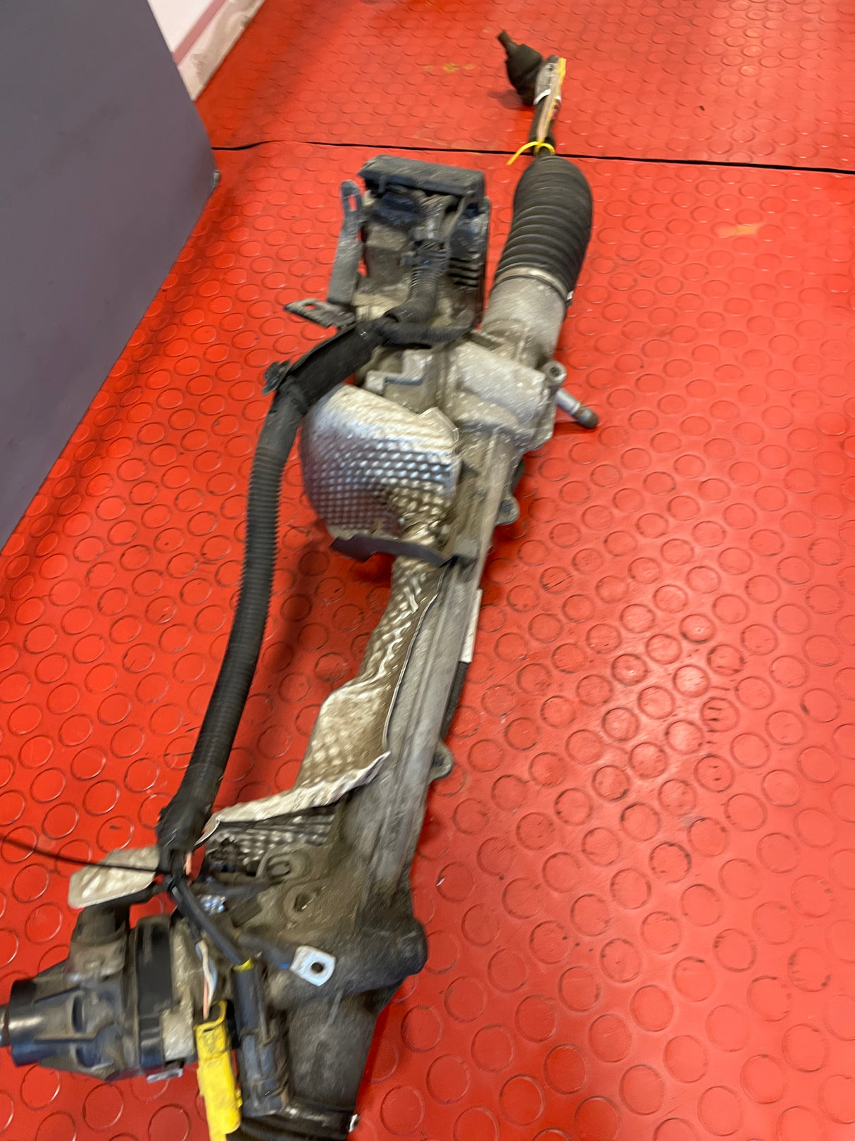 Citroen Berlingo/Peugeot Partner/Vauxhall Combo/Toyota Proace City ELECTRIC POWER STEERING RACK (Damage one joint Arm) 2019-2023 P/N 9824390380 - 2 / 6820000302 / 680000821500 / 690000416400