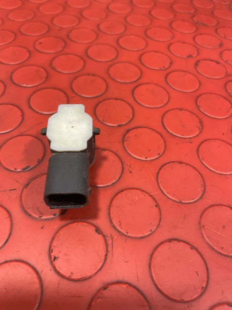 Peugeot Expert/Citroen Dispatch/Vauxhall Vivaro REVERSE PARKING SENSOR 3Pins P/N 9675202477XT