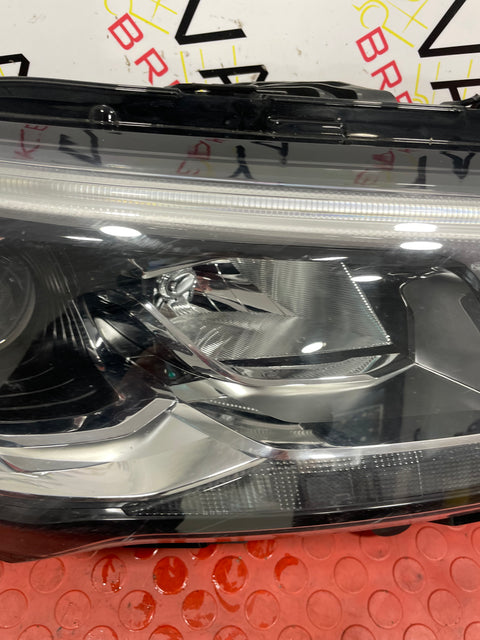 Maxus Deliver 9 2021 DRIVERSIDE HEADLIGHT (DAMAGED CLIPS) P/N C00076962