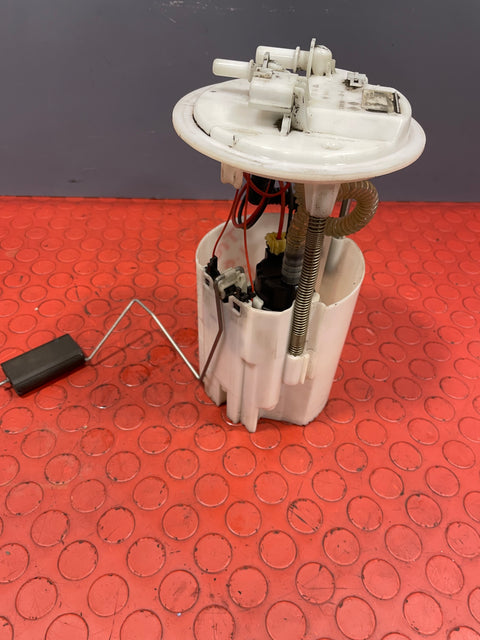 Renault Trafic/Vauxhall Vivaro/Nissan NV300 FUEL SENDING UNIT 1.6 FWD 2014-2019 P/N 172021036R - 1