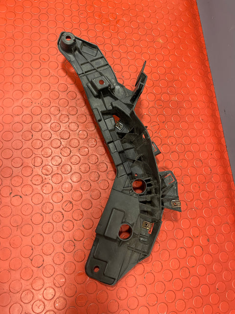 Citroen Relay/Peugeot Boxer/Fiat Ducato HEADLIGHT BRACKET/BUMPER BRACKET Driver's Side  2020 P/N 1391282080