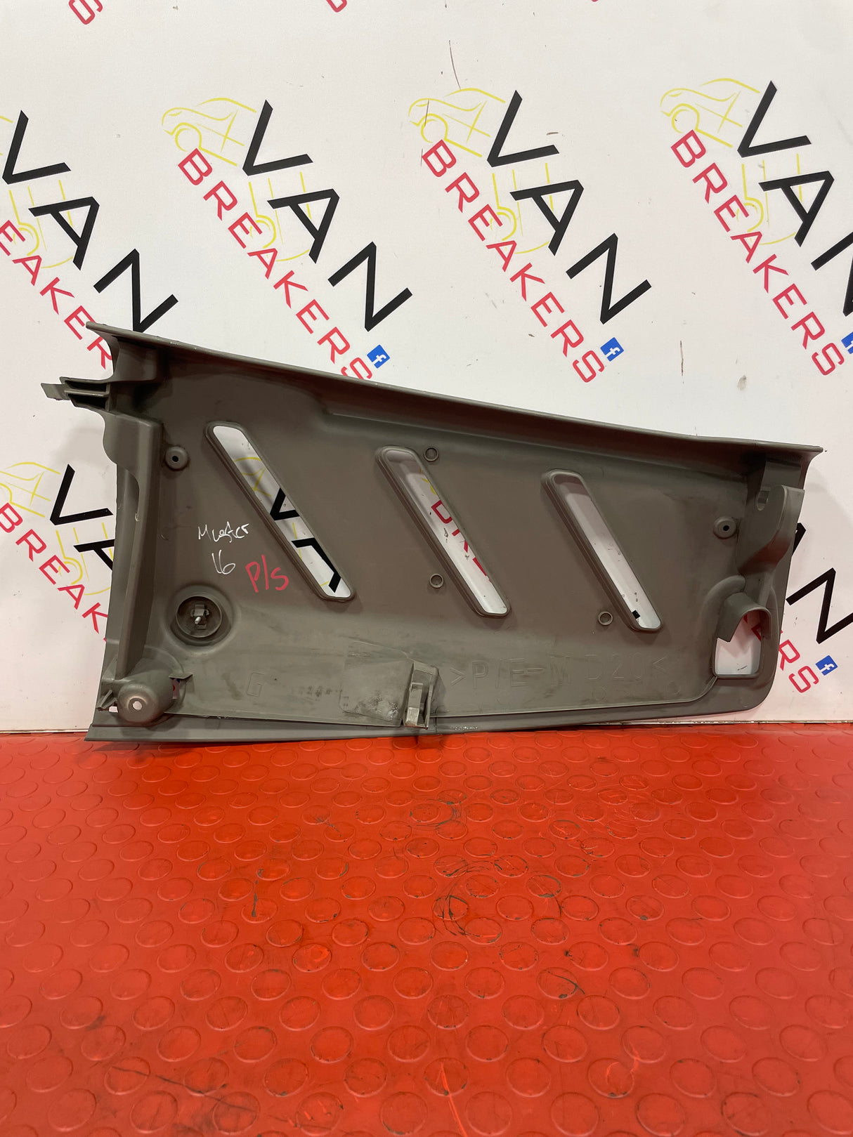 Renault HEADLINING SUN VISOR MOUNT  P/N 969D72725R