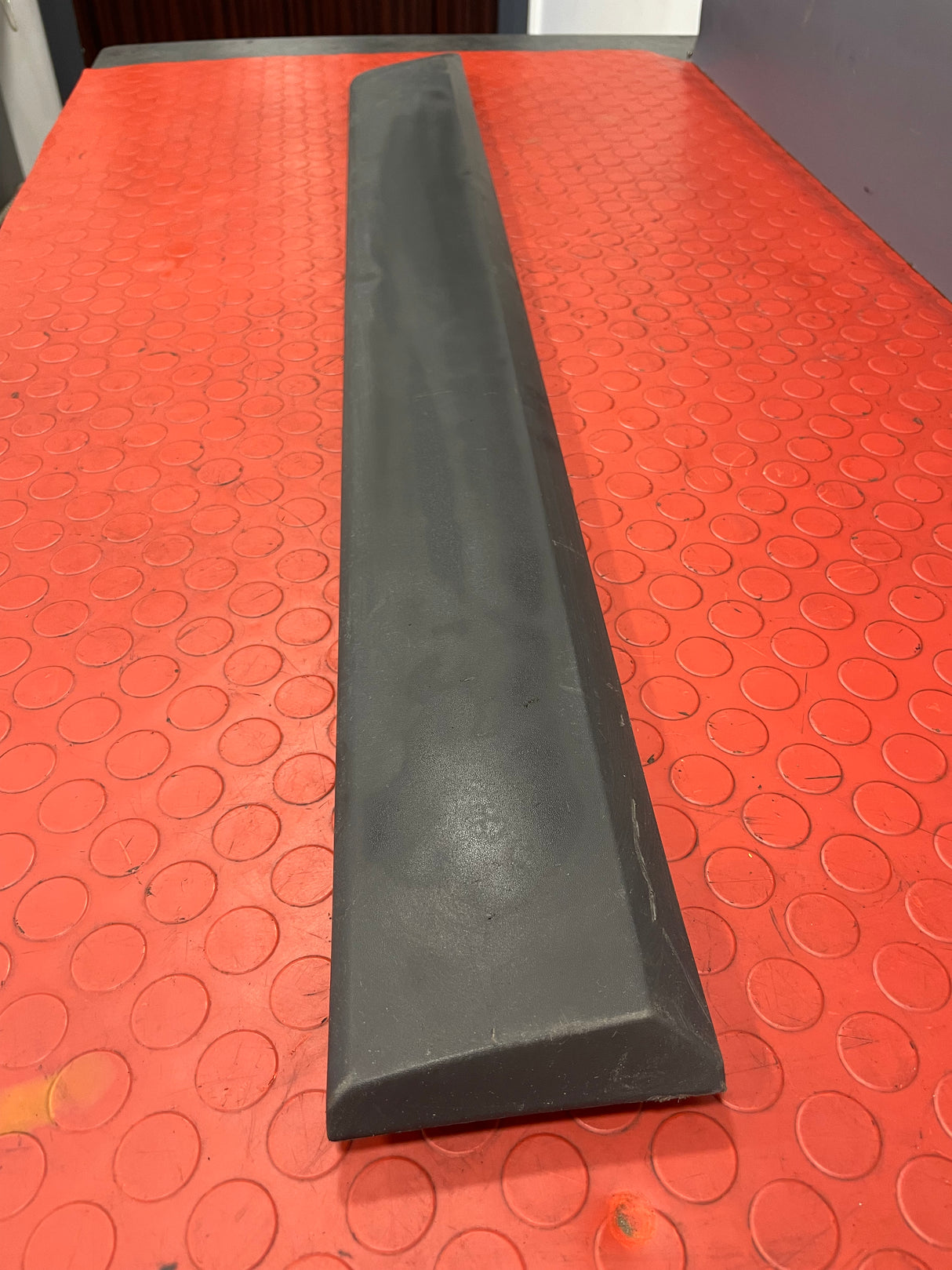 Ford Transit Custom DRIVERS SIDE SLIDING DOOR MOULDING TRIM  2013-2016 P/N BK2129076ABW - 1