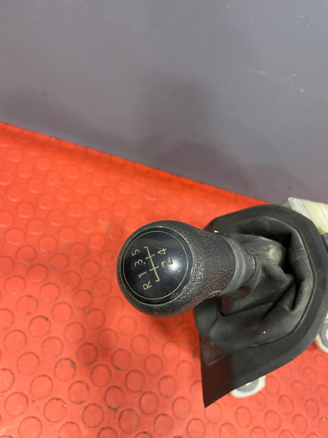 Volkswagen Transporter T6 GEAR SELECTOR 2019 P/N 7E0711025