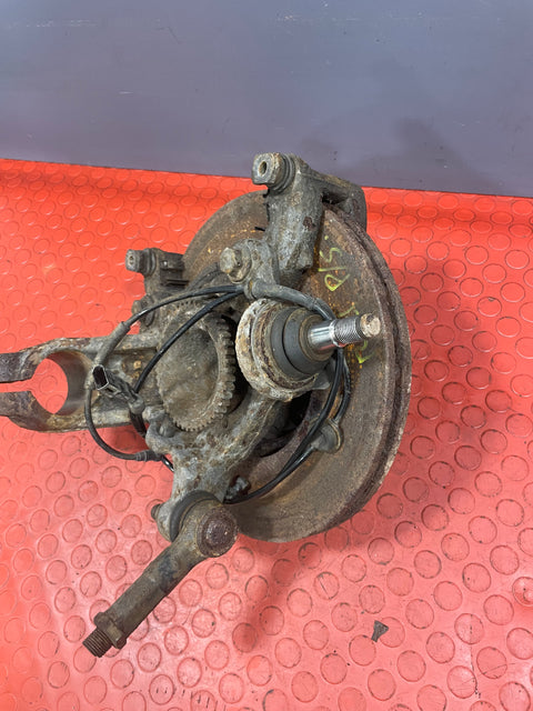 Ford Transit FRONT WHEEL HUB WITH SPEED SENSOR MK7 2.2 RWD Passenger's Side 2006-2014 P/N 6C111104AB / 6C112B372AB