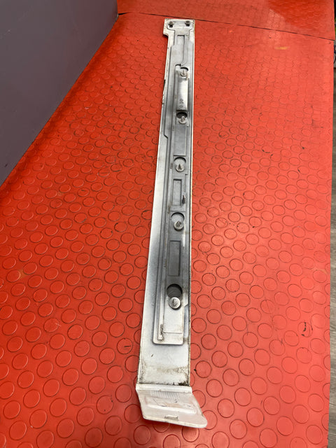 Citroen Dispatch/ Peugeot Expert/ Toyota Proace/Vauxhall Vivaro PASSENGER SIDE SLIDING DOOR RAIL TRIM (White) 2019-2023 P/N 9808384180 - 1