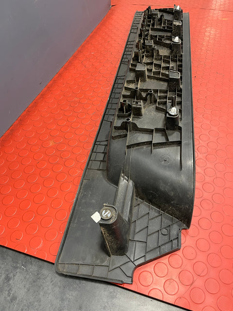 Vauxhall Vivaro/Citroen Dispatch/Peugeot Expert/Toyota Proace/Fiat Scudo SLIDING DOOR STEPBOARD TRIM Passenger's Side 2016-2024 P/N 9819870377 / 9808681977