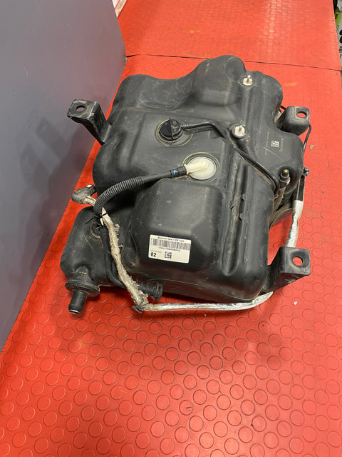 Vauxhall Vivaro/Renault Trafic/Nissan NV300 ADBLUE TANK 1.6 2014-2019 P/N 172A21178R - 1