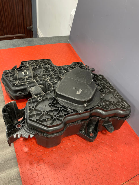 Vauxhall Vivaro/Citroen Dispatch/Peugeot Expert/Toyota Proace/Fiat Scudo ADBLUE TANK w/ PUMP 1.5 2016-2024 P/N 4099016 / 98183661