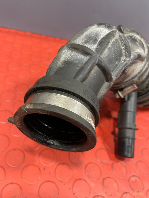 Ford Transit Custom AIR INTAKE HOSE 2.0 2016-2023 P/N GK219R504AC - 1 / GK21-9F805AA