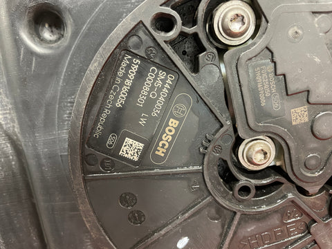 Saic Maxus Deliver 9 ADBLUE TANK WITH PUMP (4 Pin and 5 Pin plug) 2.0 TD 2021 P/N C00079649 / C00088301