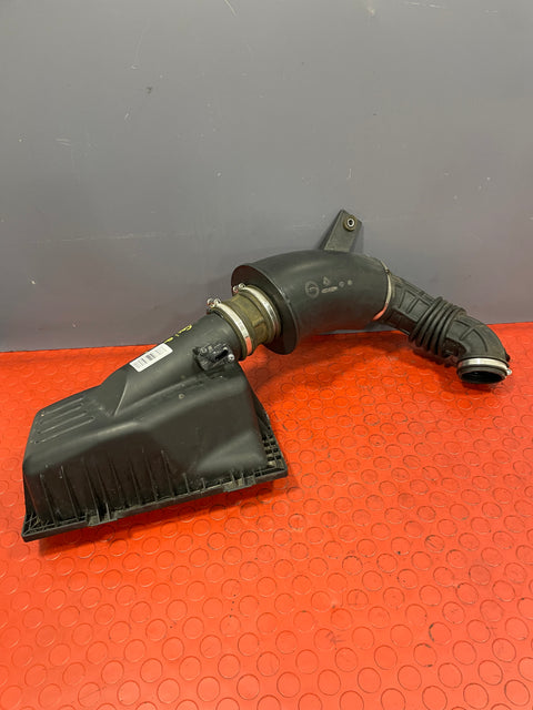 Saic Maxus Deliver 9 AIR INTAKE W/ TOP AIRBOX COVER & MAF SENSOR (4 Pin) 2.0 TD 2021-2024 P/N A2C99628200