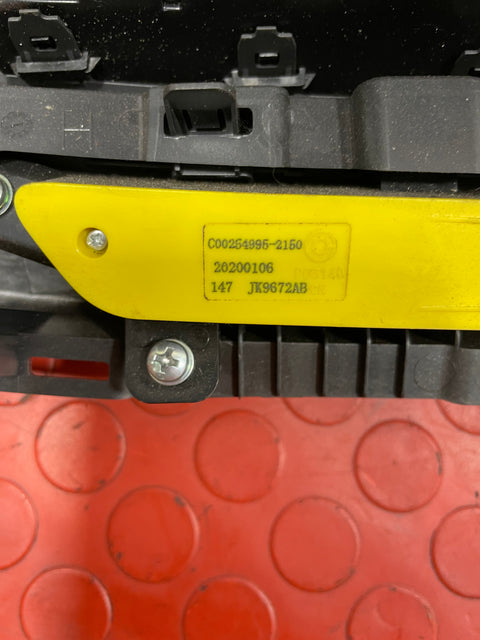 Saic Maxus Deliver 9 DASHBOARD SWITCHES/CENTER AIR VENTILATION 2.0 2021-2024 P/N C00254995 / C00118087 / C00118092