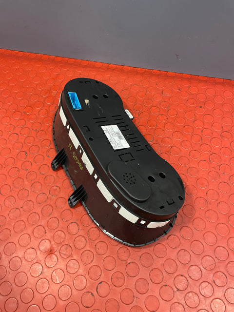 Saic Maxus Deliver 9 SPEEDOMETER / INSTRUMENT CLUSTER PANEL 2.0 2021-2024 P/N C00099528