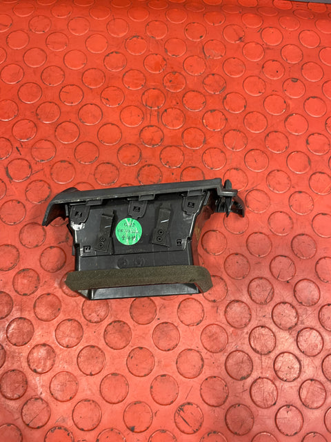 Saic Maxus Deliver 9 DASHBOARD AIR VENTILATION RIGHT SIDE 2.0 2021-2024 P/N C00127786